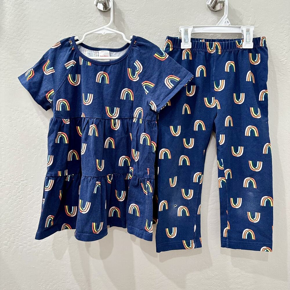 Hanna Andersson Navy Rainbows Tiered Tunic & Capri Leggings Outfit